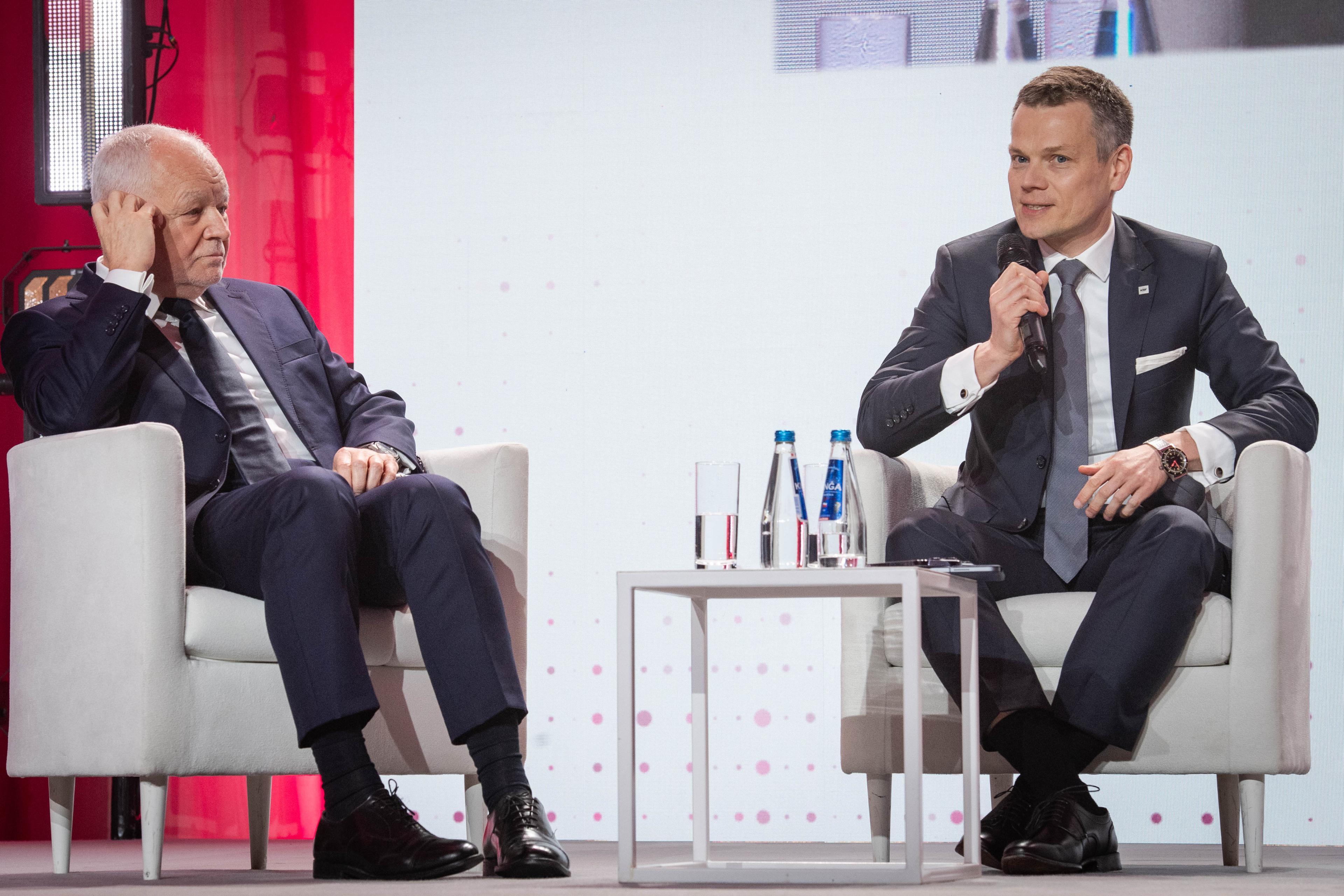 Jacek Jastrzębski during debate