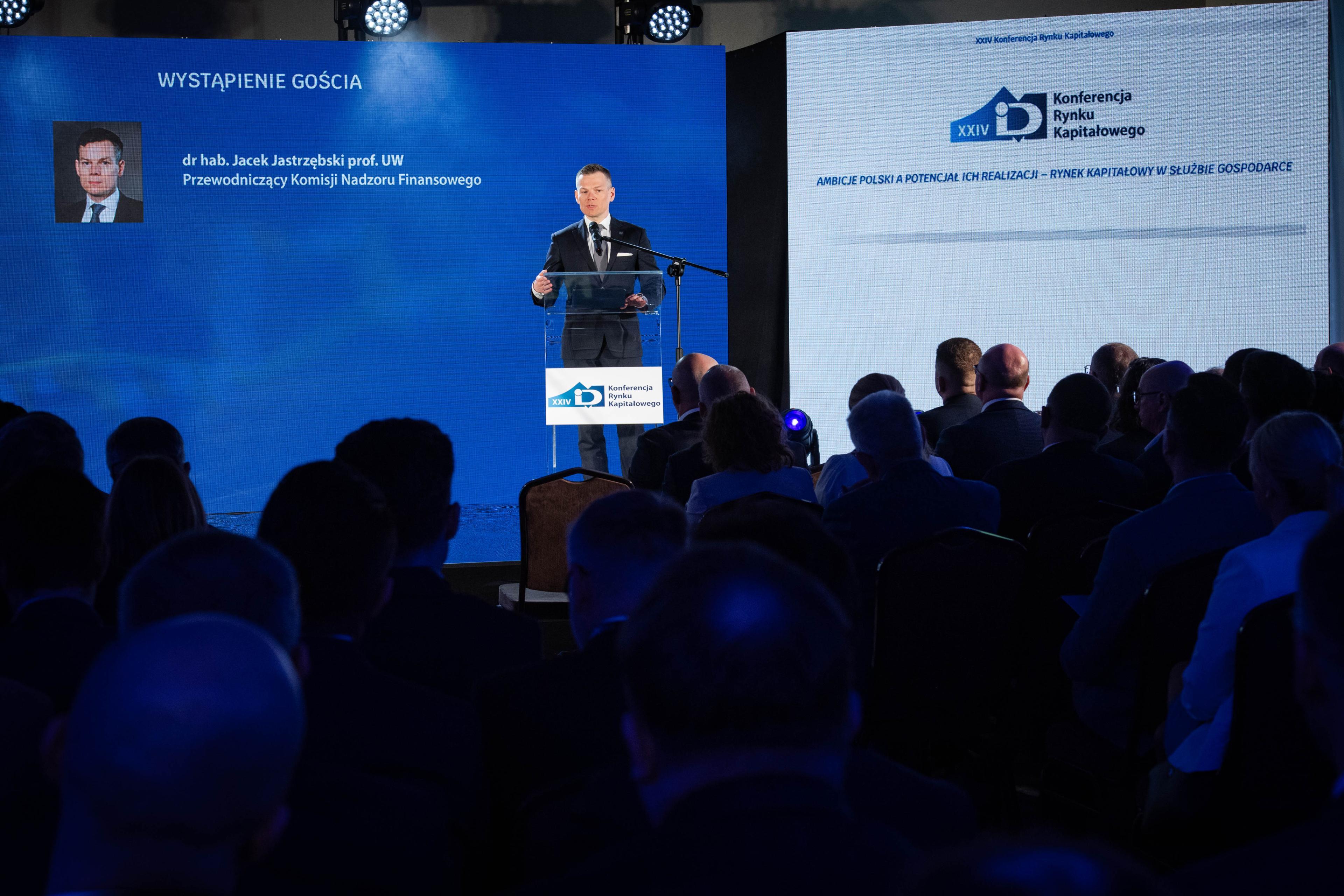 Jacek Jastrzębski on stage and audience