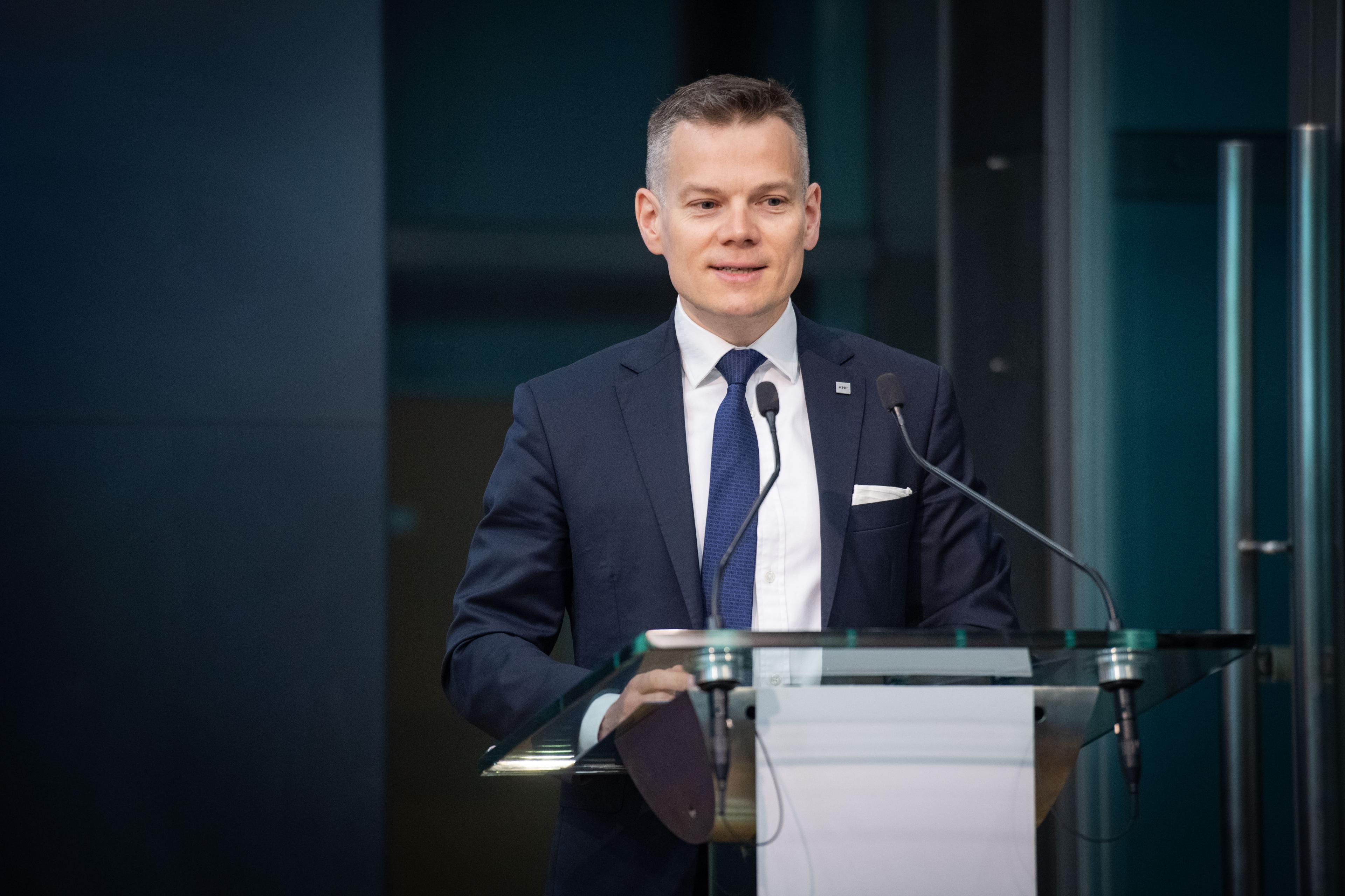 Jacek Jastrzębski smiles during his speech