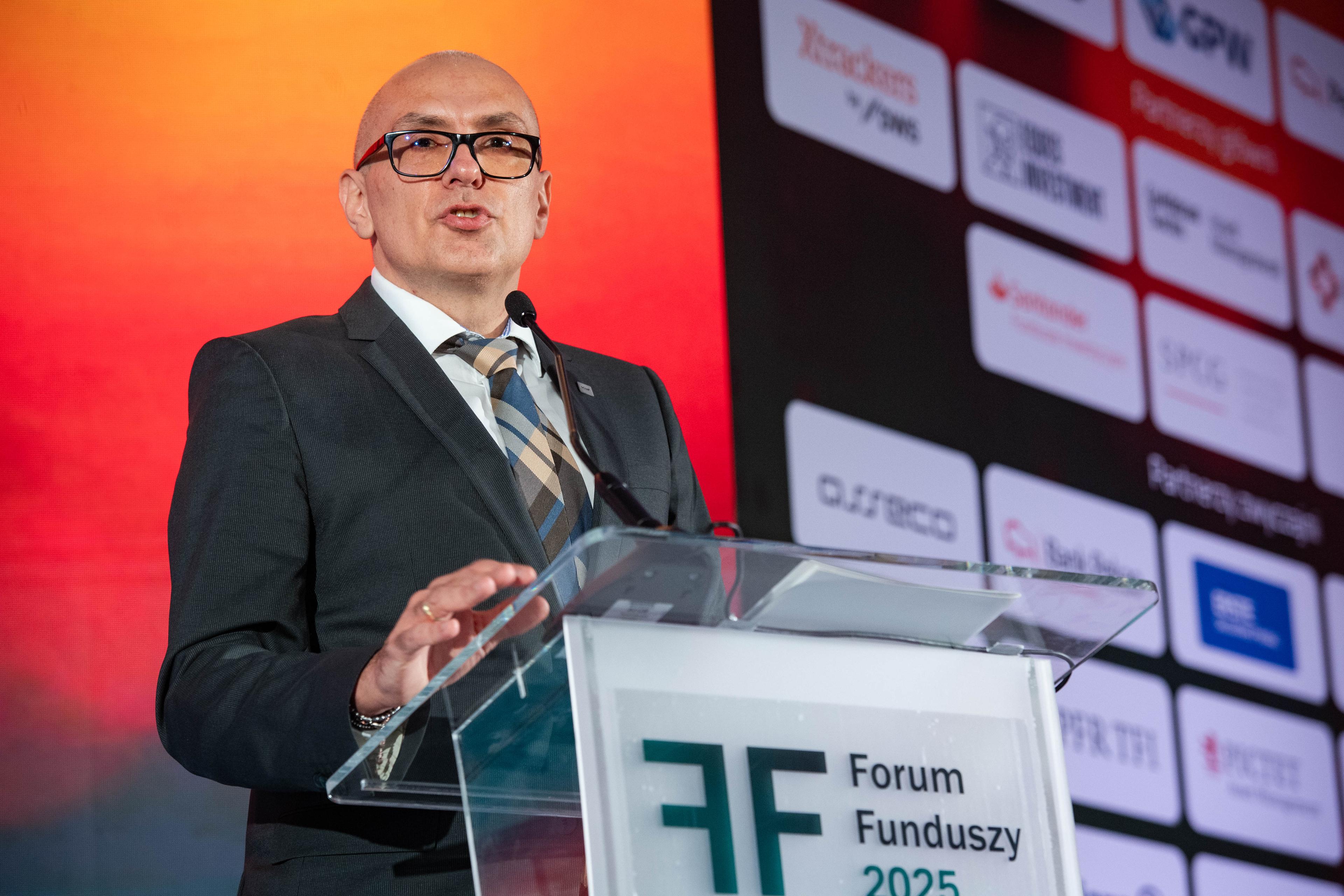 Representatives of the UKNF at 19th IZFiA Forum 1