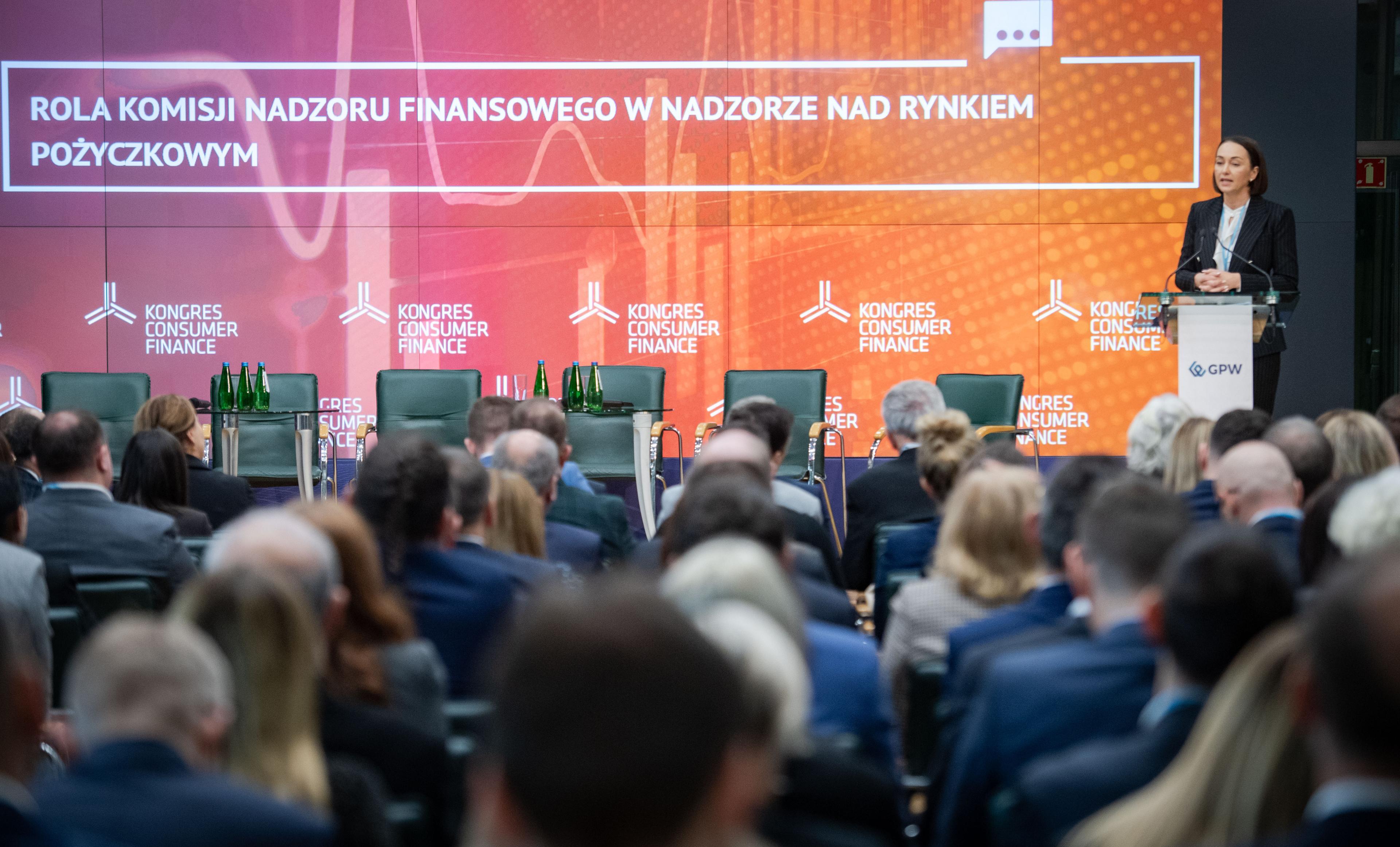 Audience and Agnieszka Beata Kowalska on stage