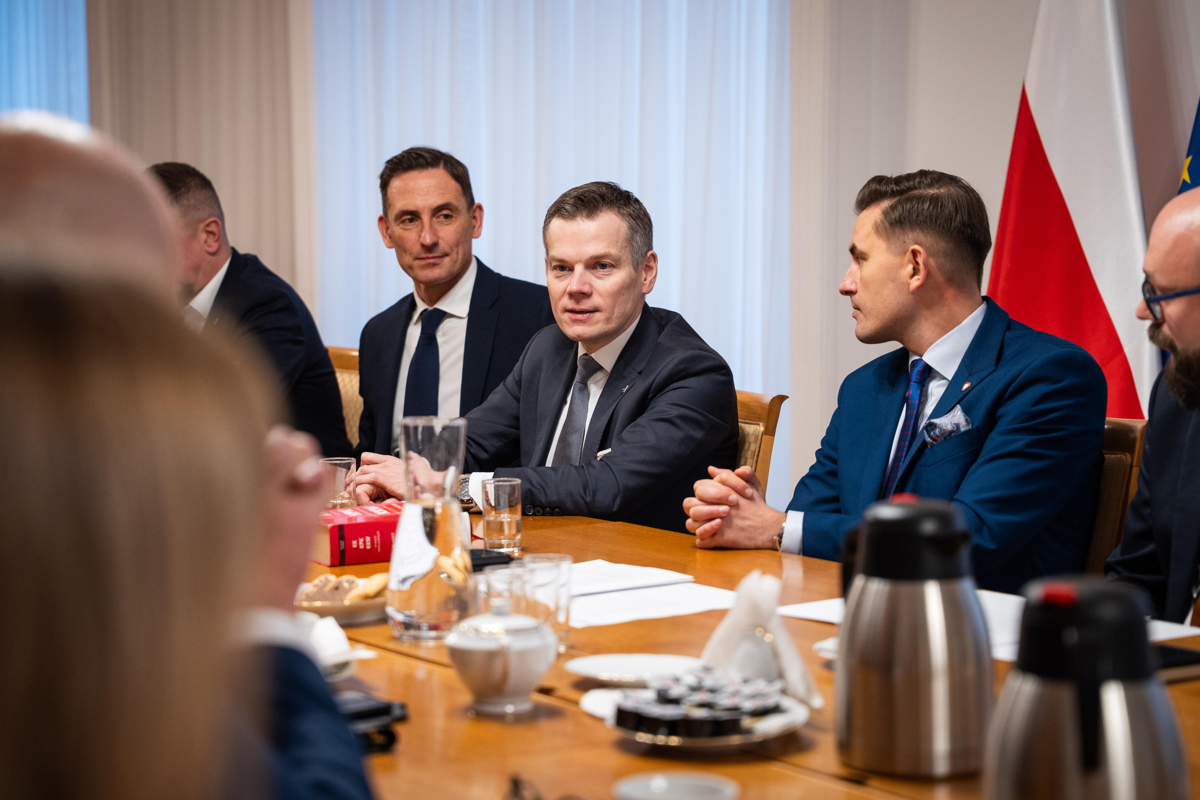 Inauguracyjne posiedzenie Zespołu do spraw przeciwdziałania i zwalczania przestępczości na rynku finansowym