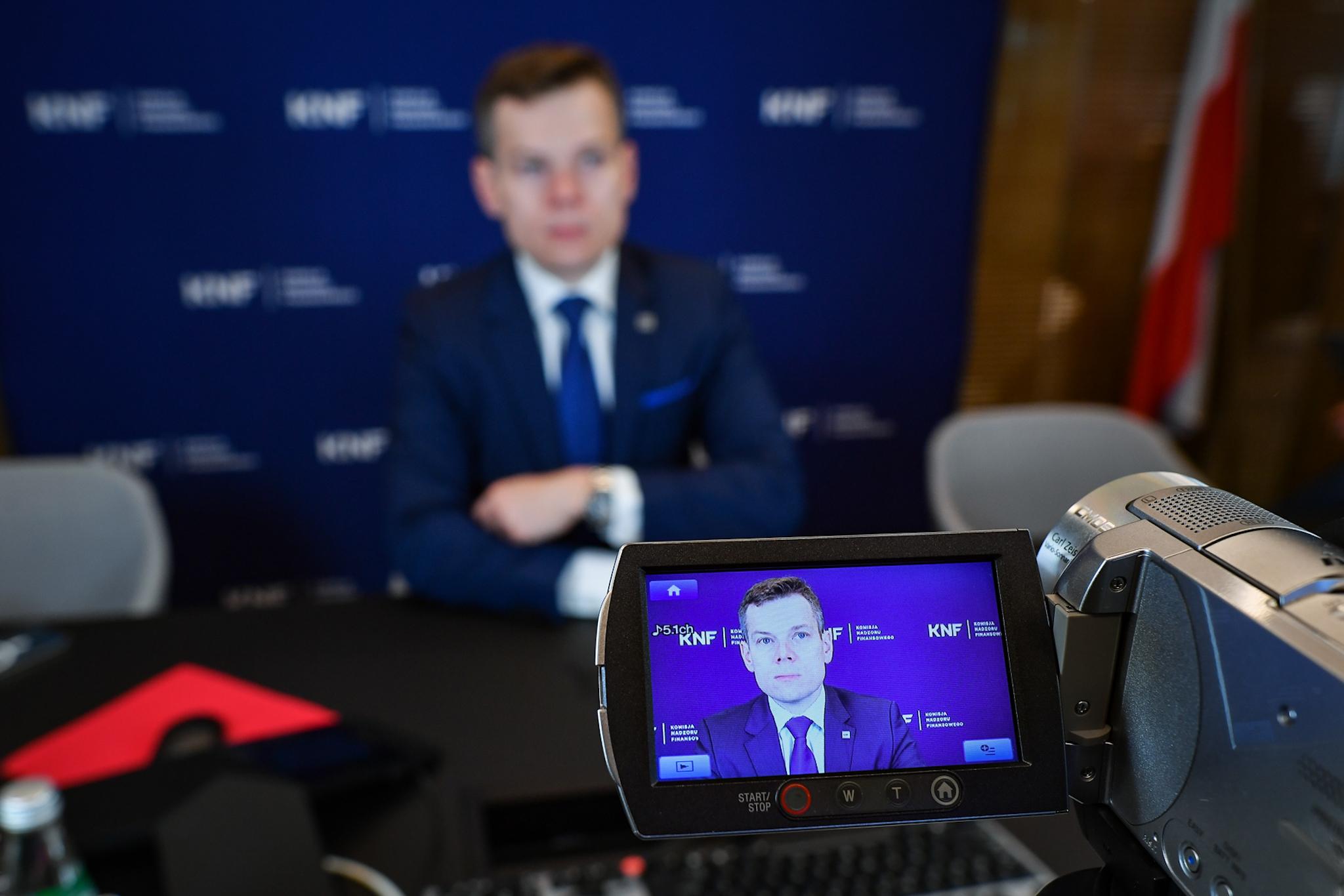 Jacek Jastrzębski_Przewodniczący_KNF_gosc_specjalny_podczas otwarcia_CFA_Society_Poland_Annual_Conference_2021