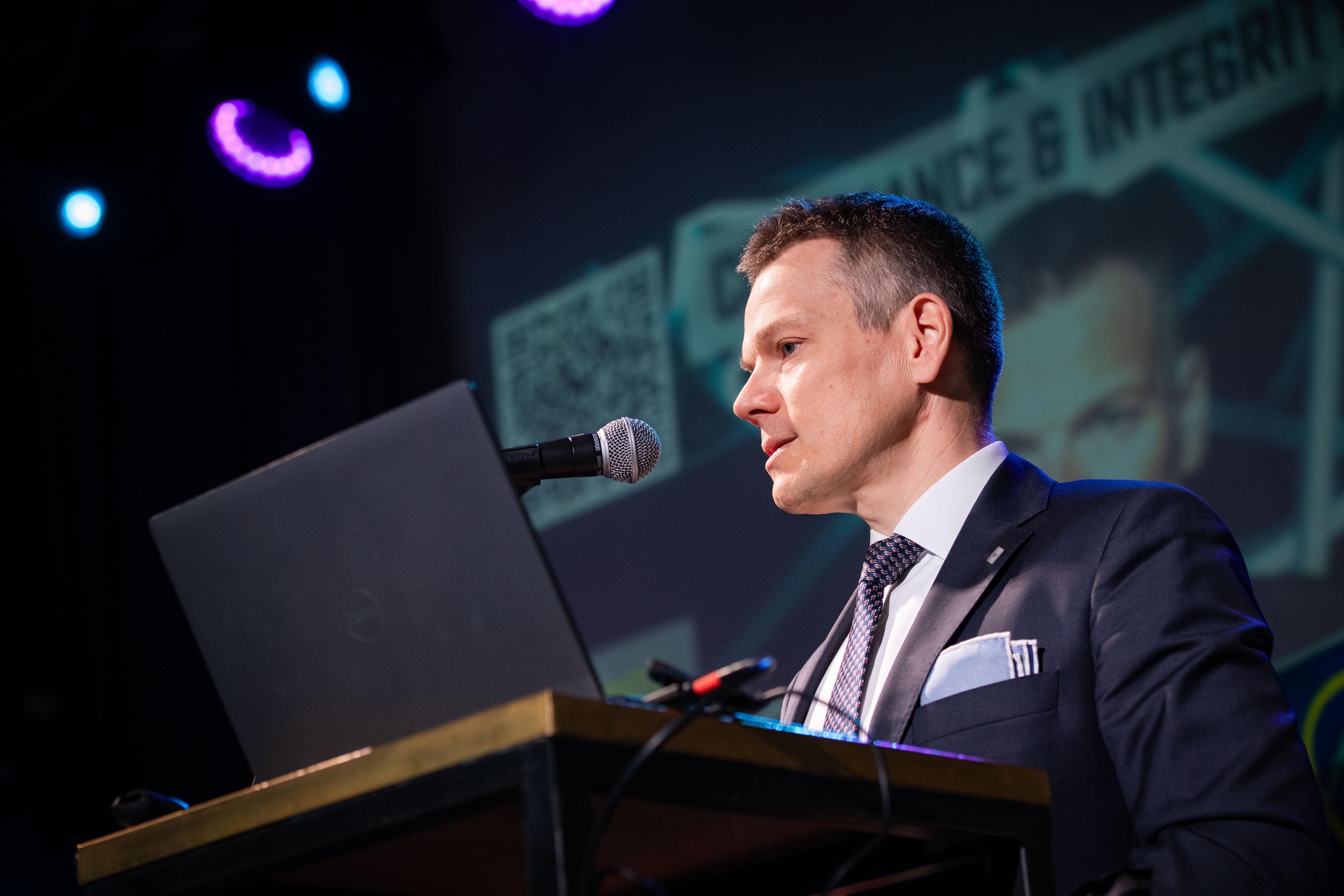 Jacek Jastrzębski przemawia podczas Compliance &amp; Integrity Days 2025