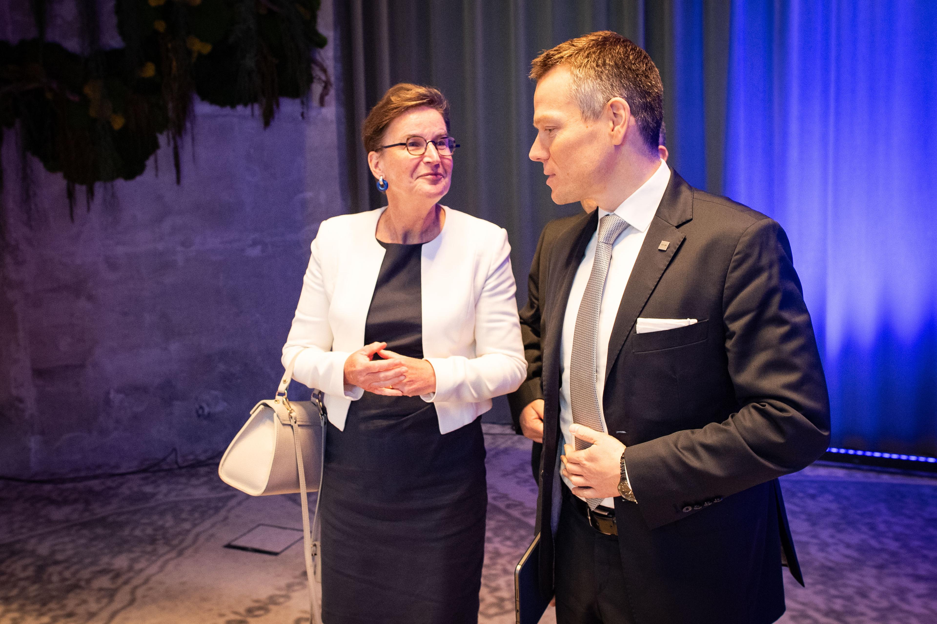 Jacek Jastrzębski na posiedzeniu Rady Organów Nadzoru ESMA_5 Jacek Jastrzębski na posiedzeniu Rady Organów Nadzoru ESMA_5