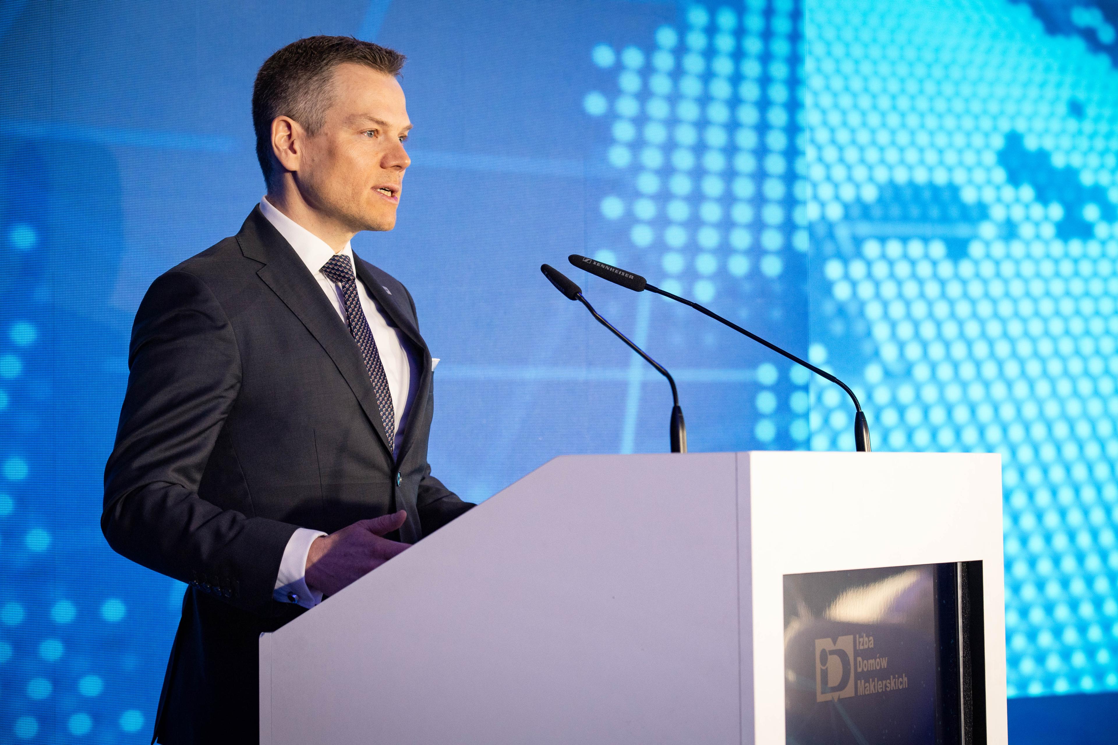 Jacek_Jastrzebski_podczas_25-Konferencji_Rynku_Kapitałowego_IDM