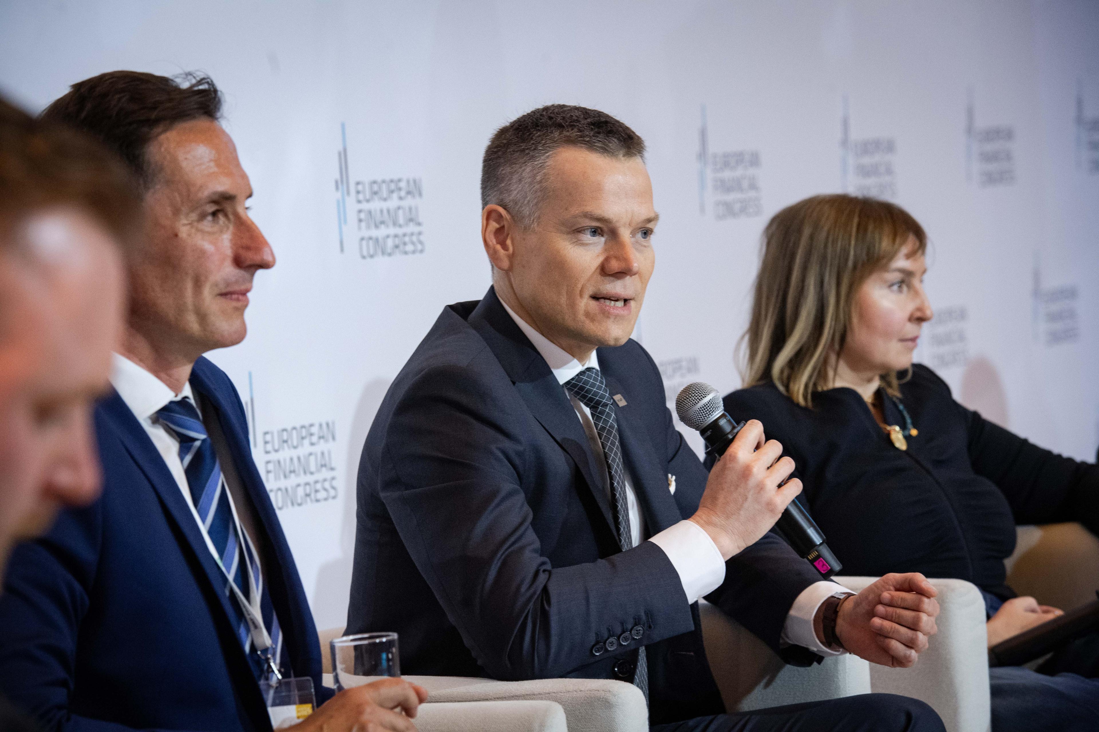 Jacek Jastrzębski podczas EKF wziął udział w panelach nt. roli kapitału zagranicznego oraz deregulacji - 5