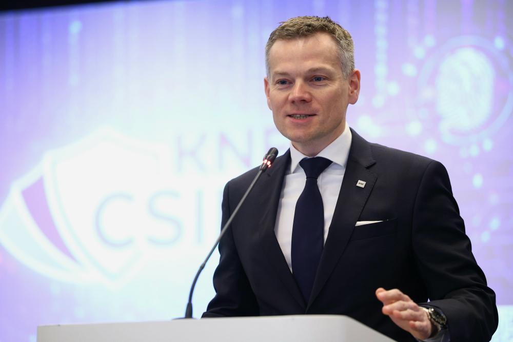 Jacek Jastrzębski wystąpił podczas prezentacji raportu rocznego CSIRT KNF - 3