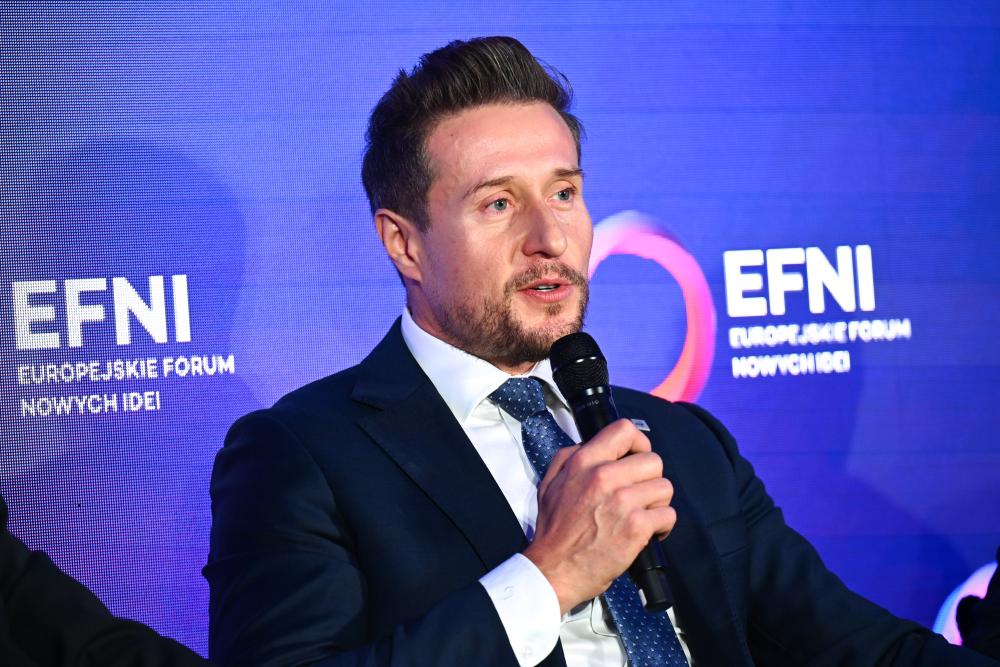 Krzysztof Dąbrowski na EFNI 2026 w panelu dot. cyberbezpieczeństwa_1