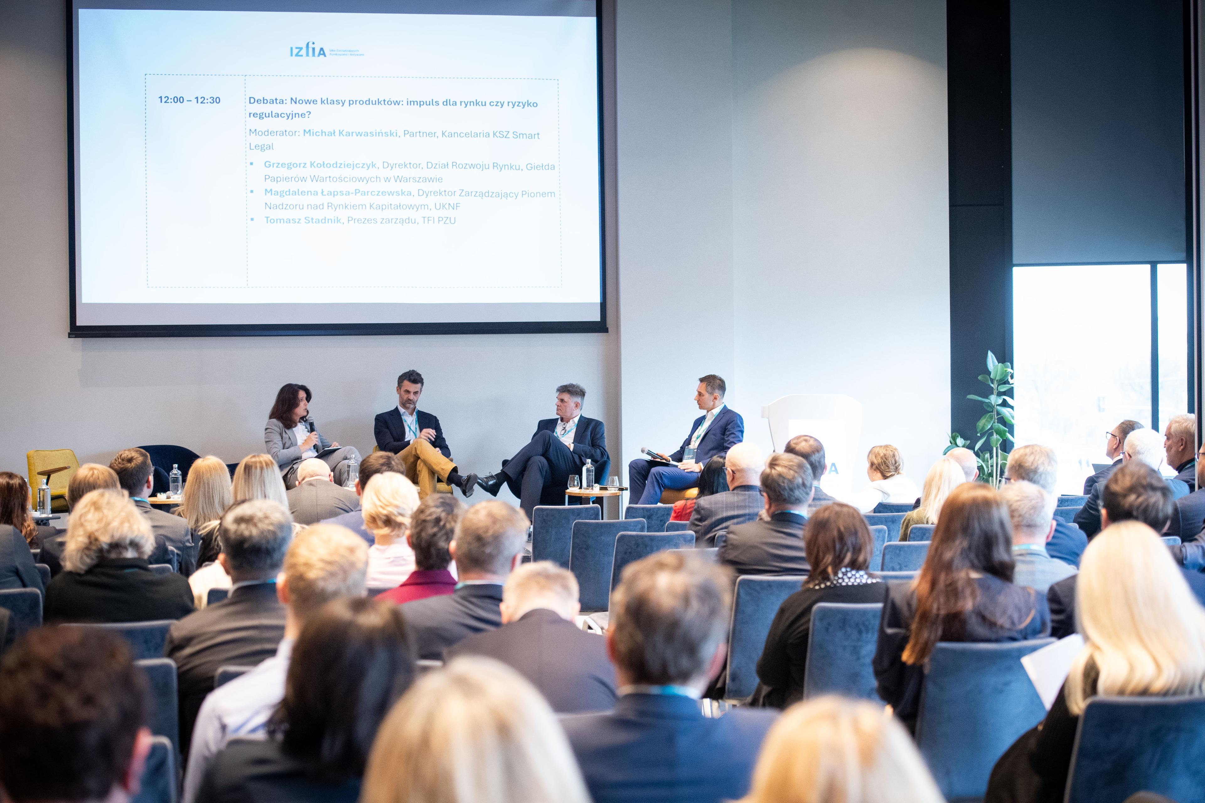 Magdalena Łapsa-Parczewska wzięła udział w Seminarium IZFiA_1