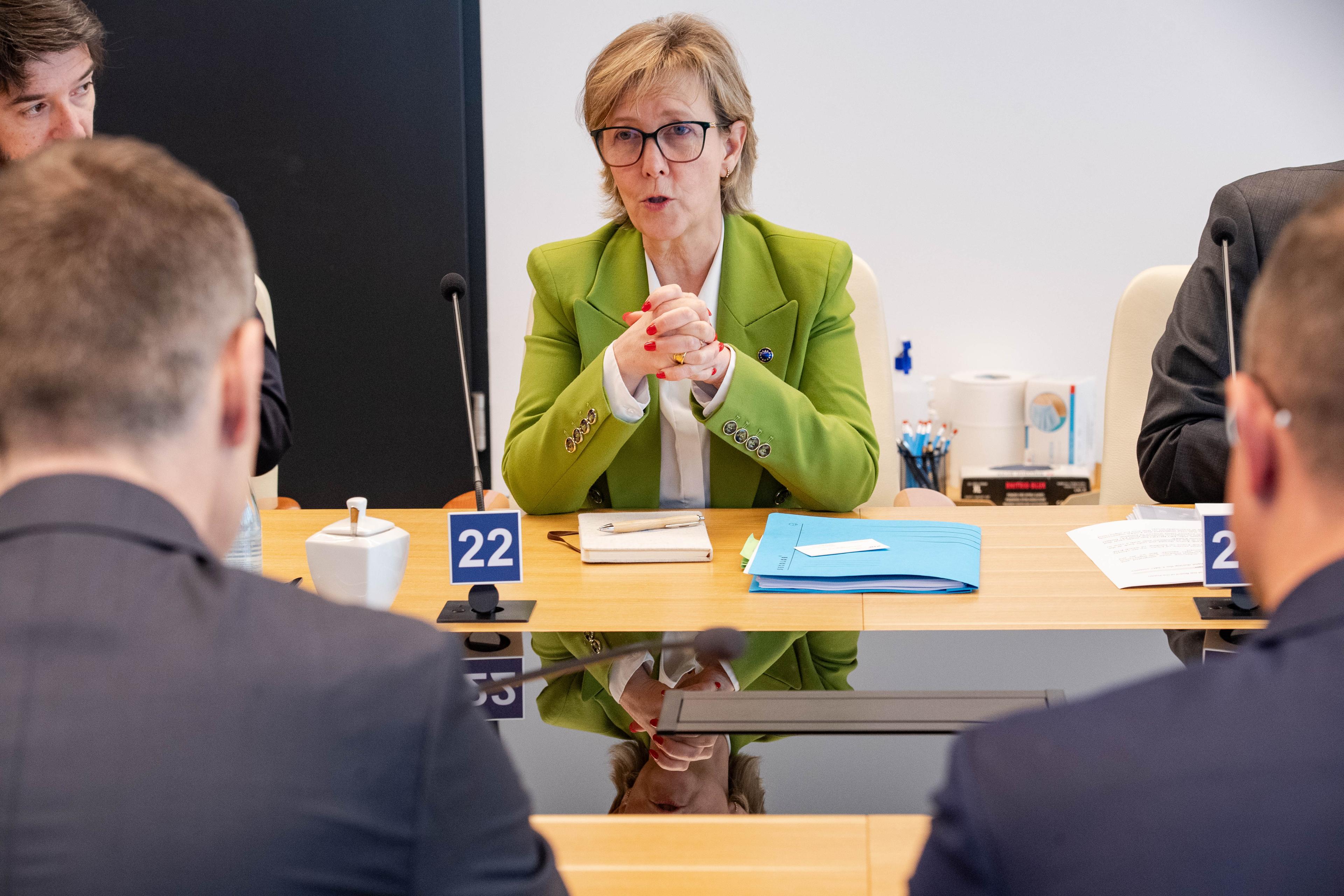 Przewodniczacy_KNF_spotkanie_z_Komisarzem_ds_Uslug_Finansowych_oraz_Unii_Oszczednosci_i_Inwestycji_3.jpg Przewodniczacy_KNF_spotkanie_z_Komisarzem_ds_Uslug_Finansowych_oraz_Unii_Oszczednosci_i_Inwestycji_3.jpg