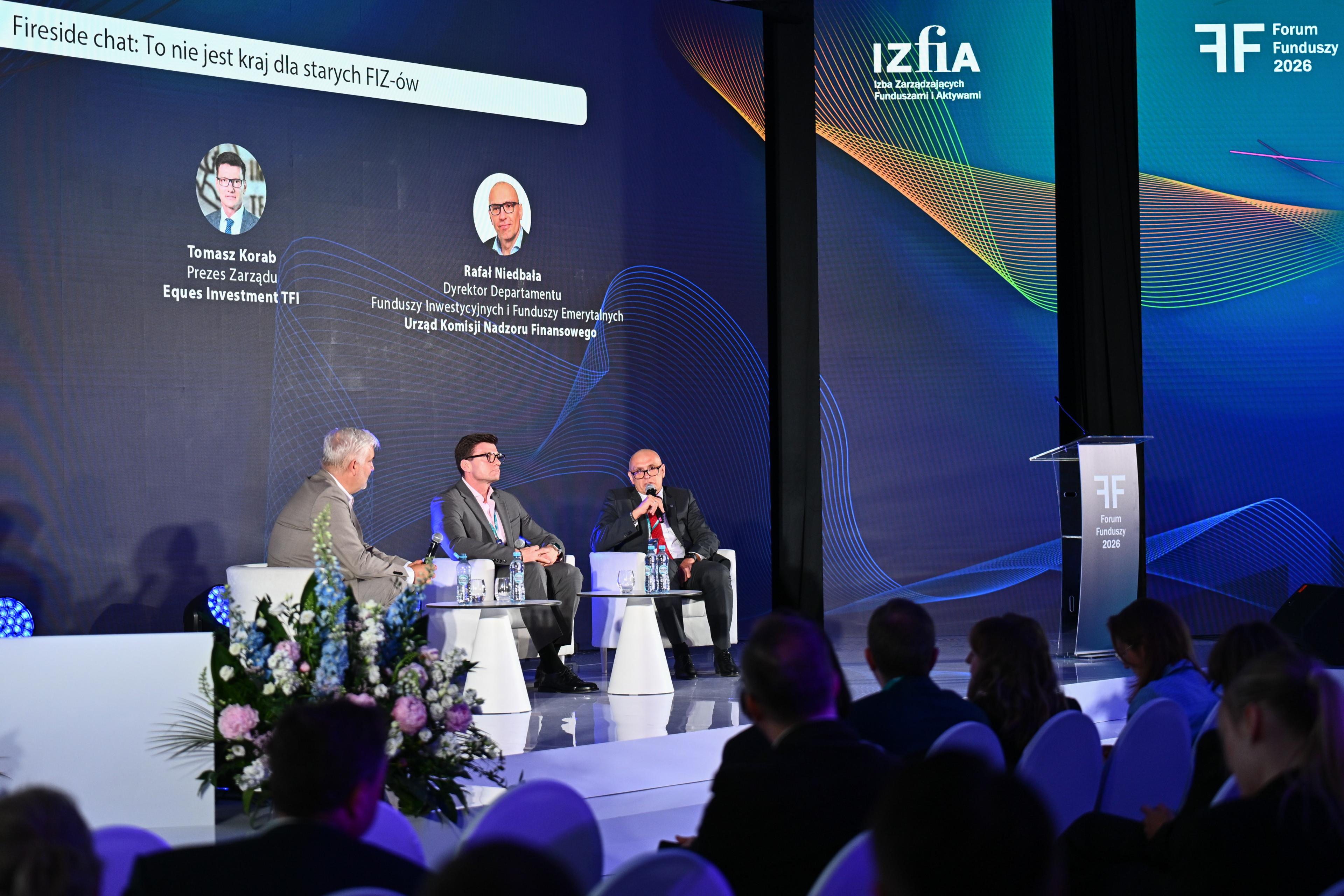 Rafał Niedbała w Fireside chat: To nie jest kraj dla starych FIZ-ów podczas Forum IZFIA_2