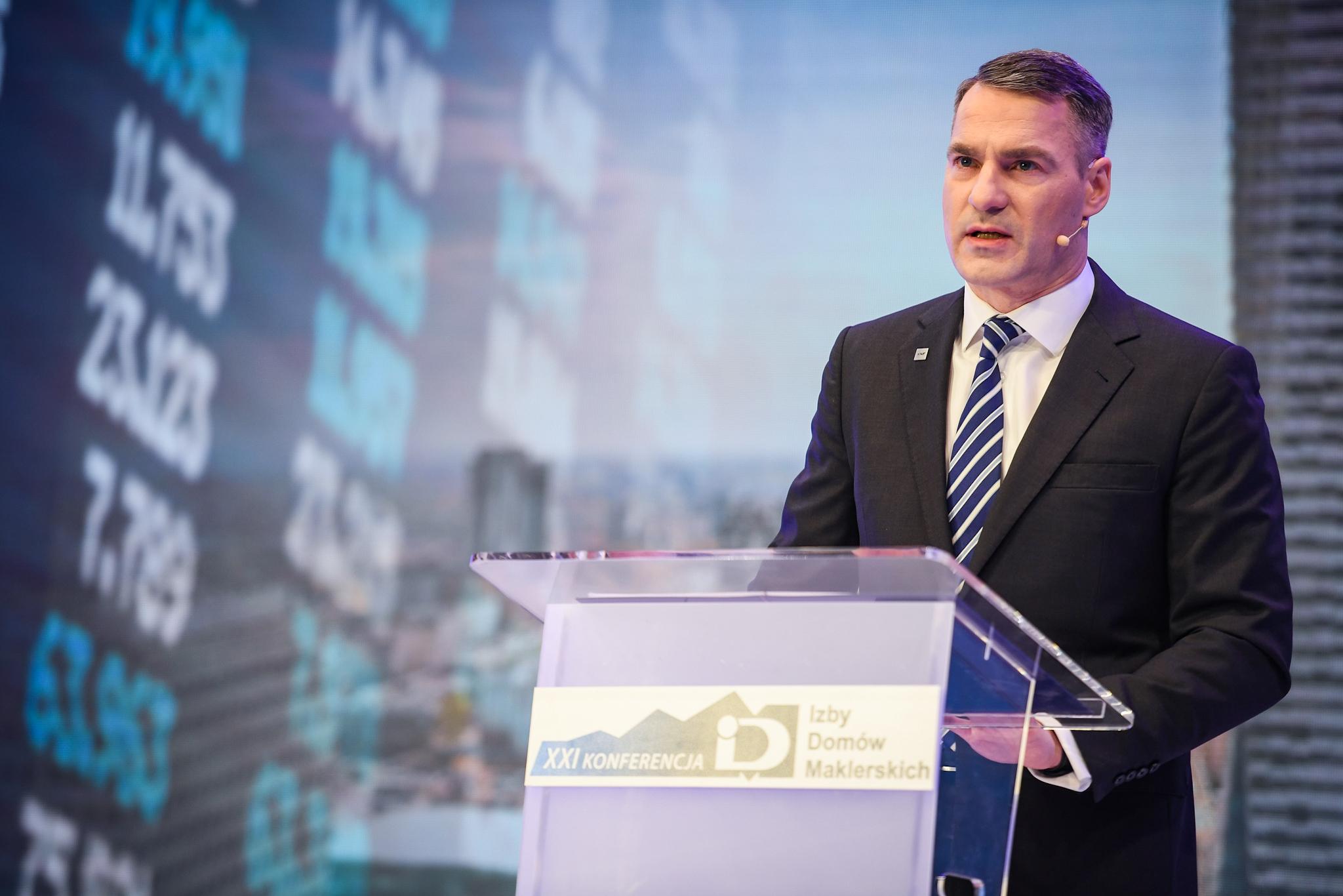 Rafał Mikusiński, przemawiający podczas "XXI Konferencji Izby Domów Maklerskich"