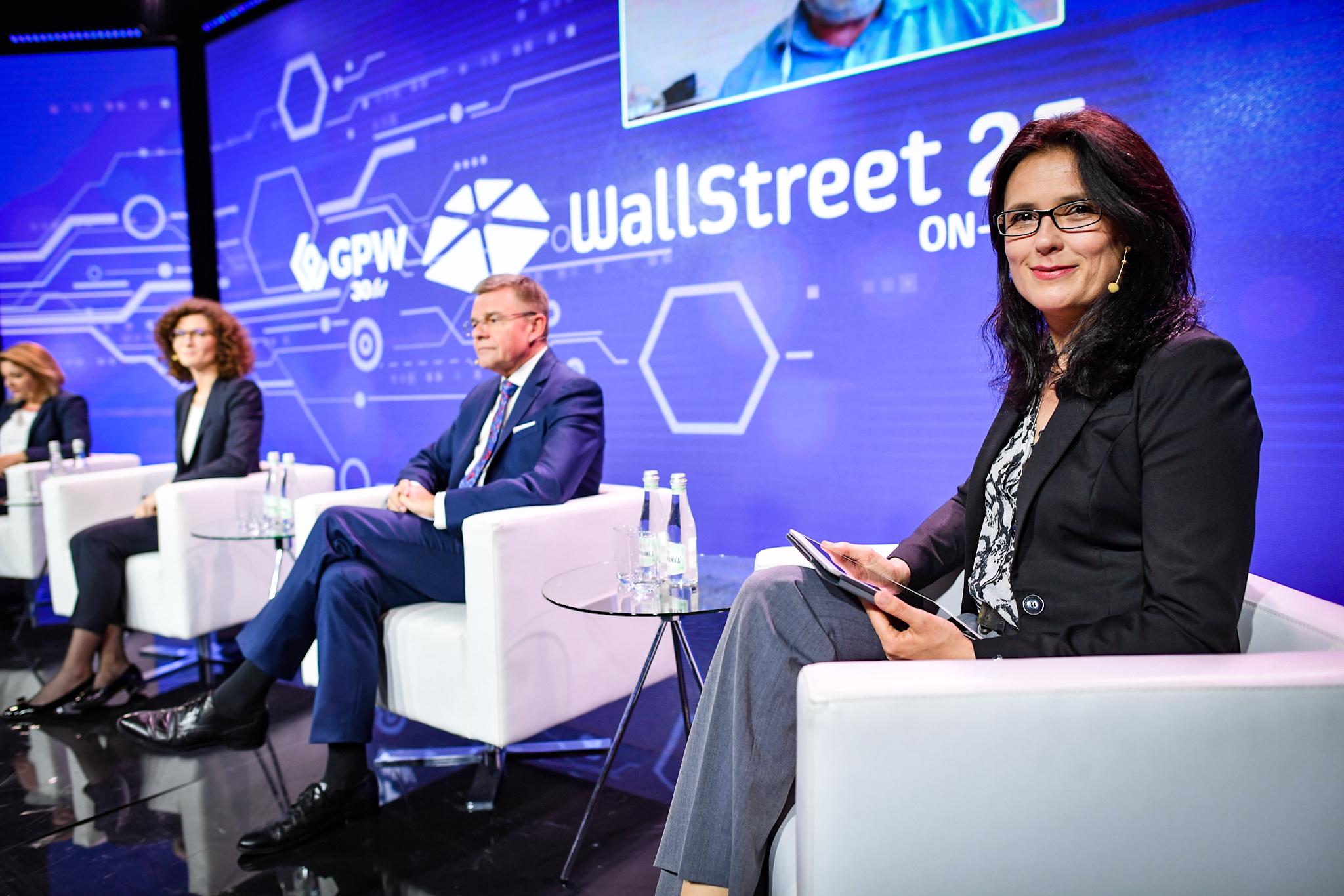 Magdalena Łapsa-Parczewska, Dyrektor Zarządzający Pionem Nadzoru nad Rynkiem Kapitałowym na konferencji „WallStreet, organizowanej przez Stowarzyszenie Inwestorów Indywidualnych